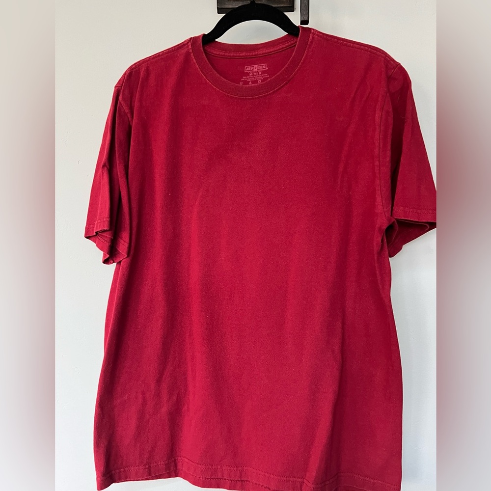 Jerzees Men’s Short Sleeve T-Shirt | size M